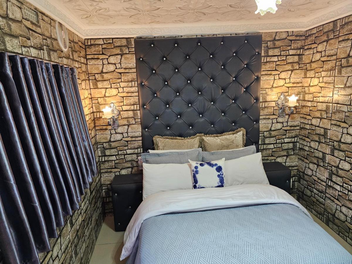 Rjs Guesthouse Durban Bilik gambar